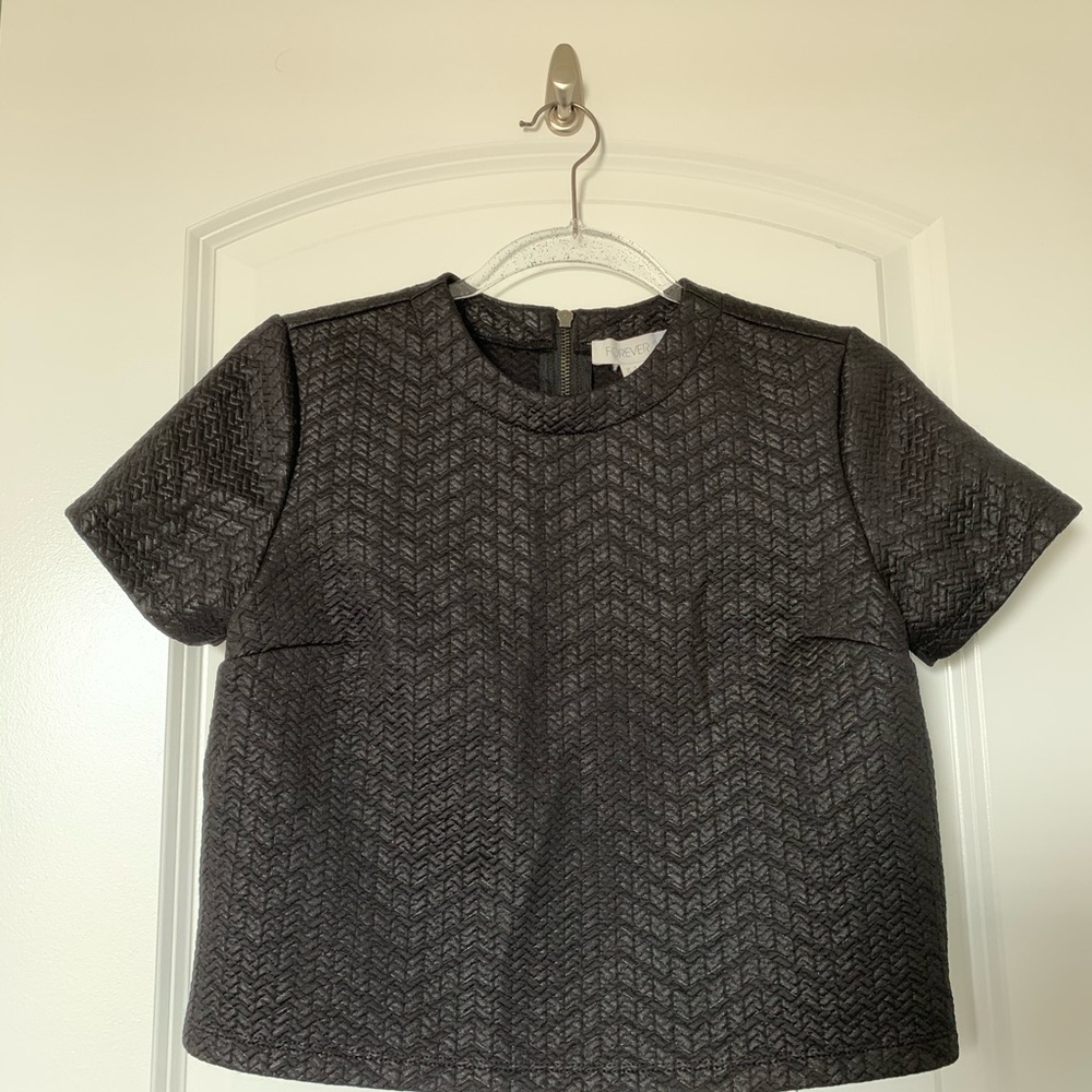 Forever 21 black crop top